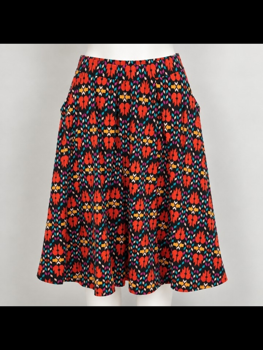 LuLaRoe Black Red Multi Circle Skirt